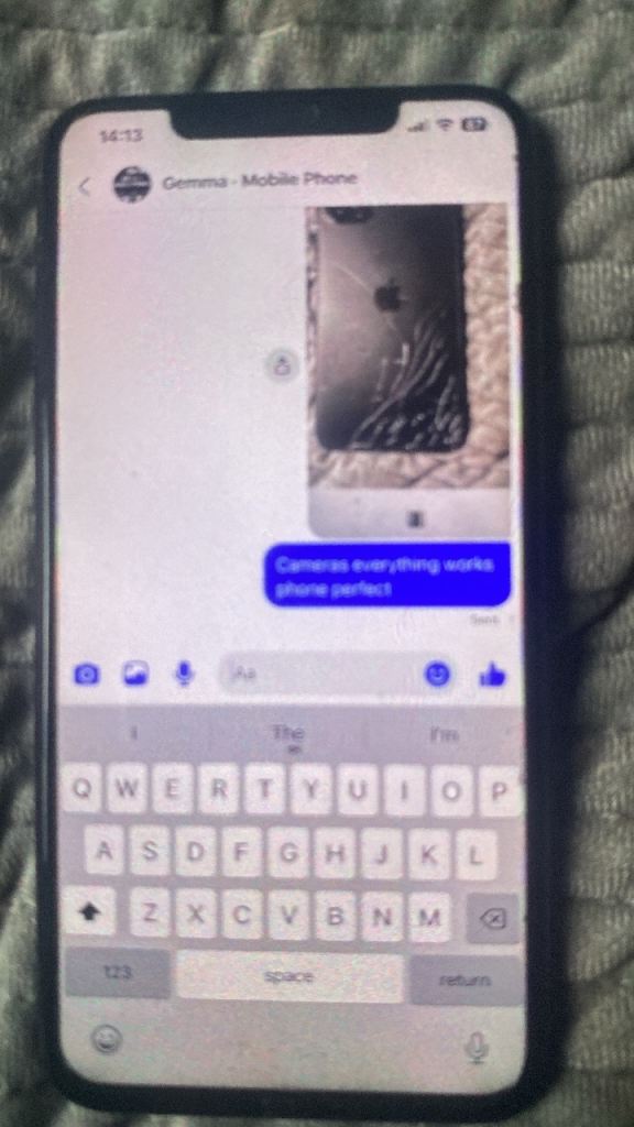Apple iPhone 11 Pro - Black, Cracked Back