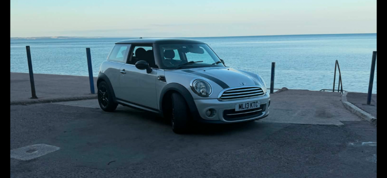 BMW Mini Cooper 1.6 petrol 2013
