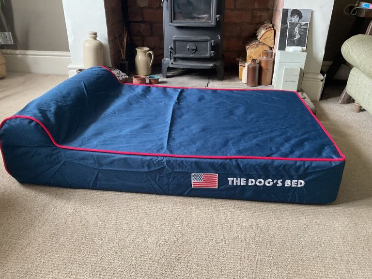 The dogs bed large memory foam mattress, BNWT , collection only