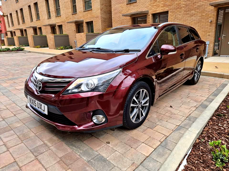 TOYOTA AVENSIS ICON 1.8 VVT-i VALVEMATIC ESTATE | ULEZ | RELIABLE FAMILY CAR  2015
