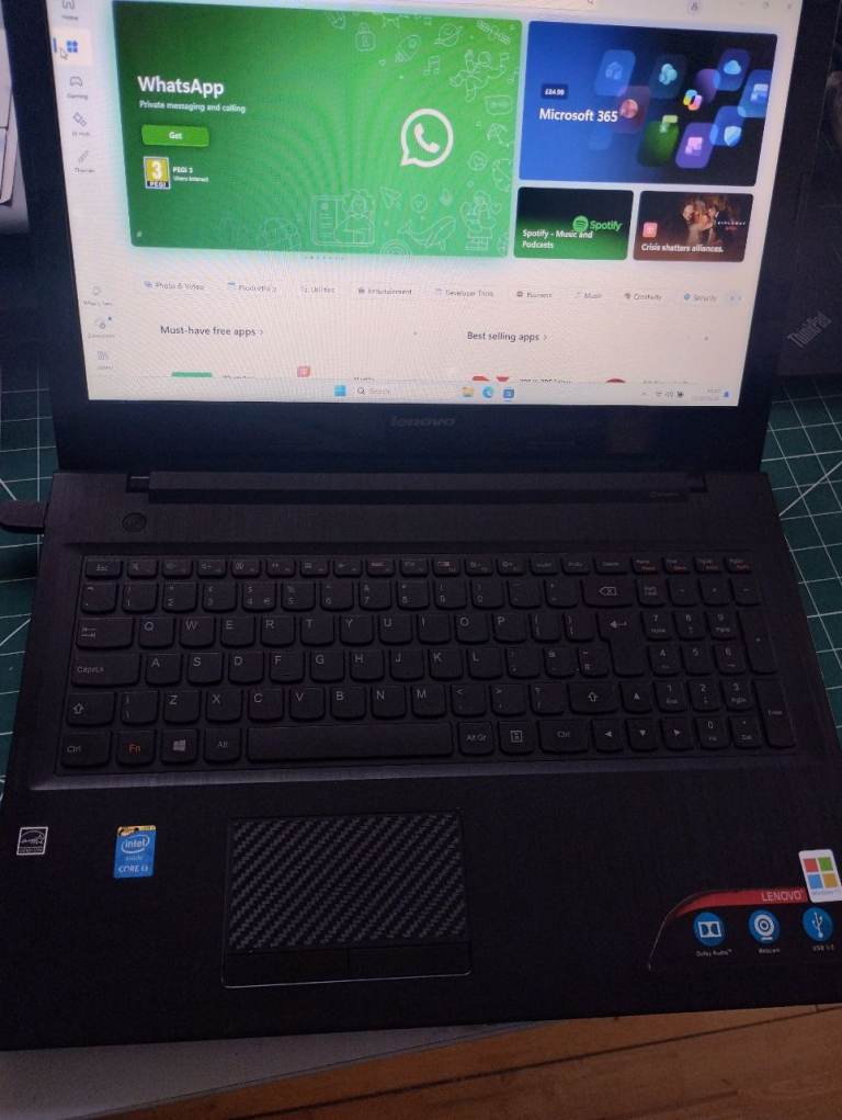 Lenovo Windows 11, Microsoft Office,Intel Core i3, 8GB RAM,128GB SSD, DVD,HDMI,WebCam. Big screen