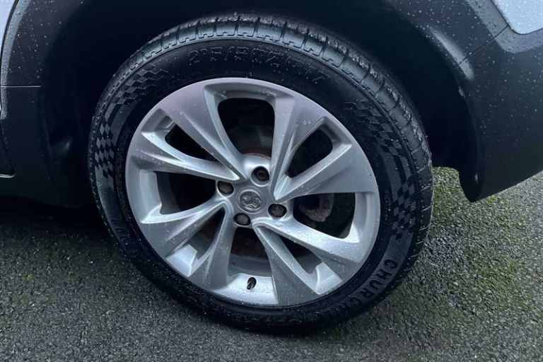 2019 Vauxhall Crossland X 1.2T ecoTec [110] SE 5dr [6 Speed] [S/S] HATCHBACK PETROL Manual