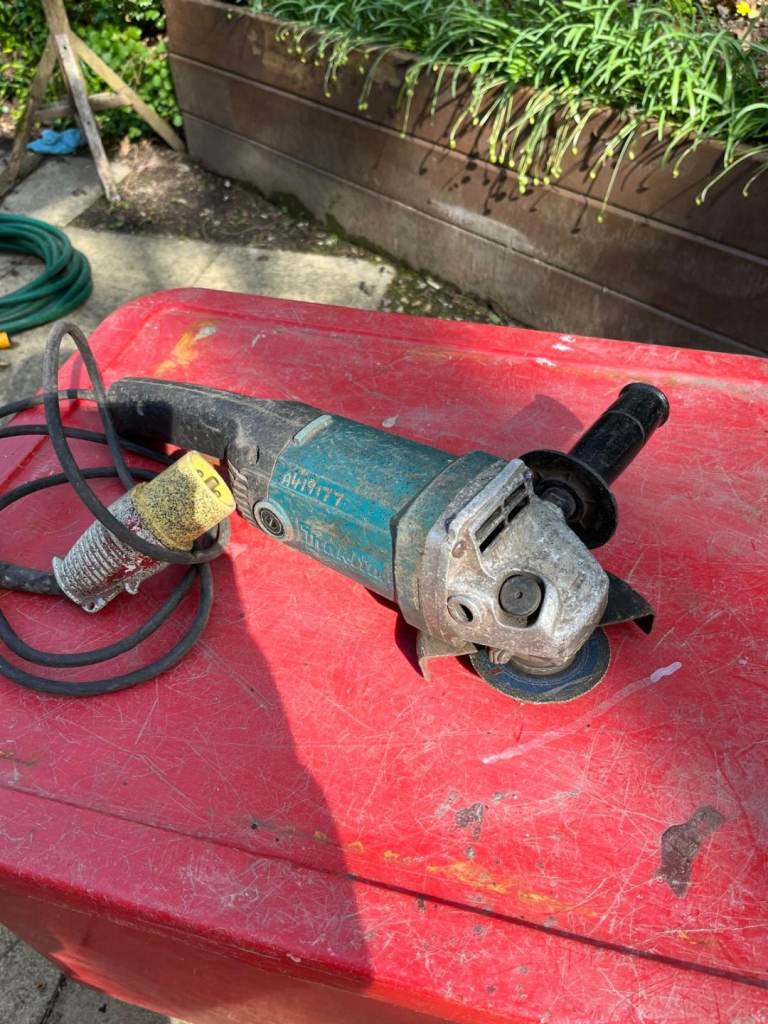 5 inch Makita angle grinder
