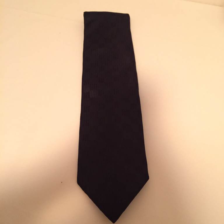 Giorgio Armani Black 100% Silk Tie – Classic 8cm Blade | Authentic Designer Accessory (With Tags)