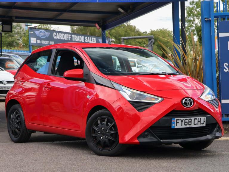 2018 Toyota AYGO 1.0 VVT-i x-play Hatchback 5dr Petrol Manual Euro 6 (71 ps) Hatchback Petrol Manual