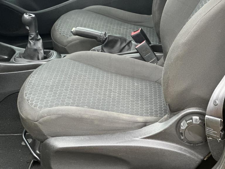 2015 Vauxhall Corsa 1.2i Design Euro 6 3dr HATCHBACK Petrol Manual