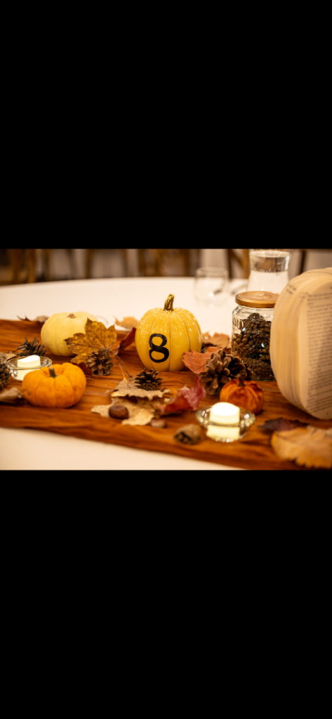 20 x glass tealight holders and flickering candles wedding 