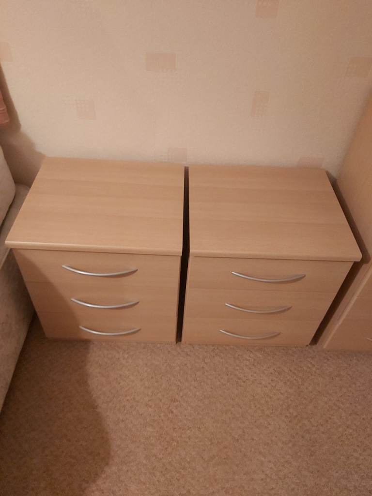Pair of 3 drawer units 