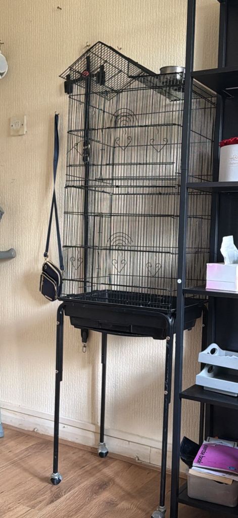Large Tall Metal Bird Cage with Rolling Stand