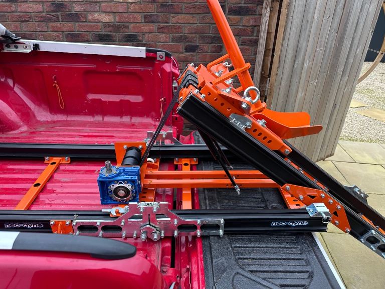 Neo-Dyne Folding Motorcycle Loader 