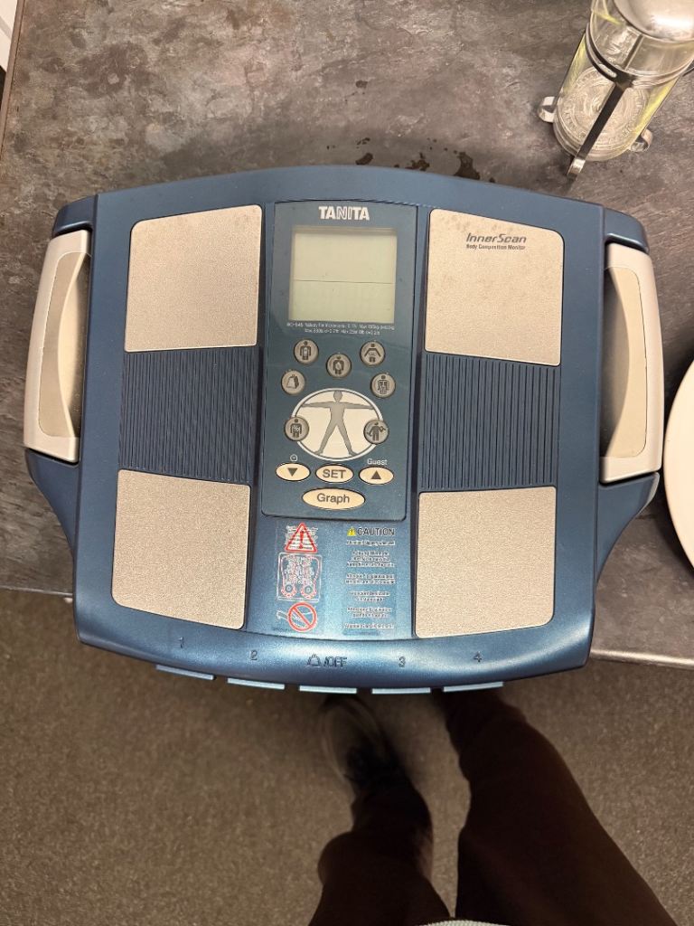 TANITA InnerScan Body Composition Monitor - Blue, Good Condition