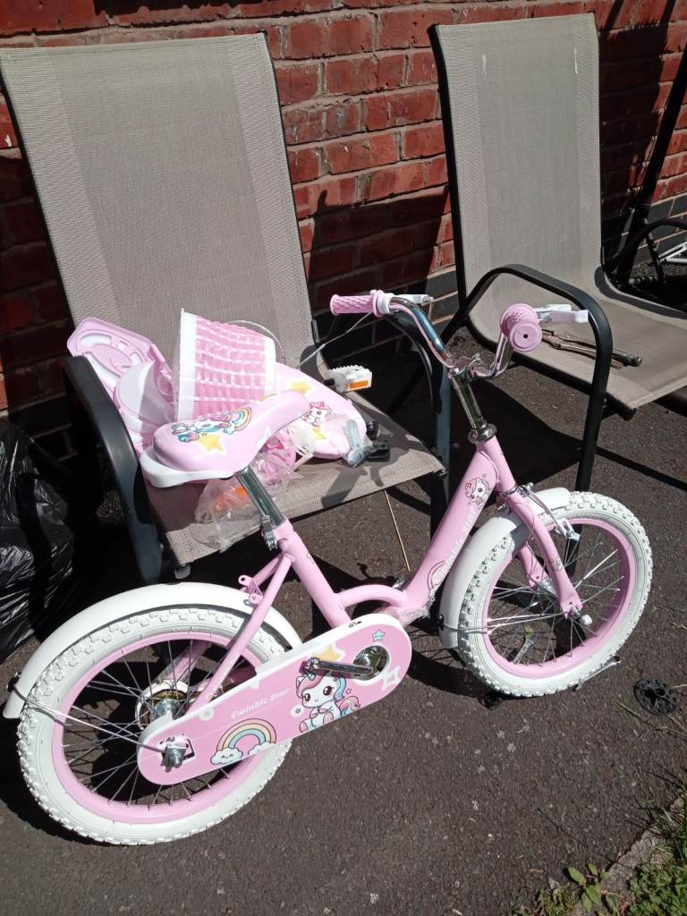 Brand new in the boxes girls 16inch bikes in pink or purple £89,99