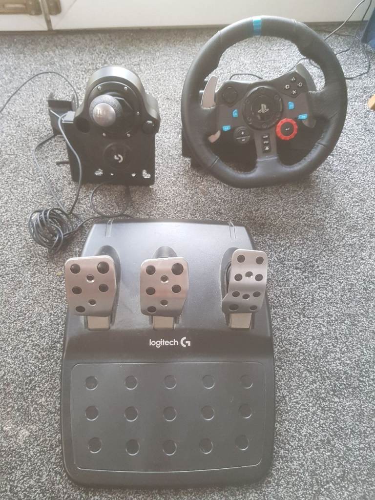 G29 Logitech Steering wheel, pedals and gearstick. Excellent working condition