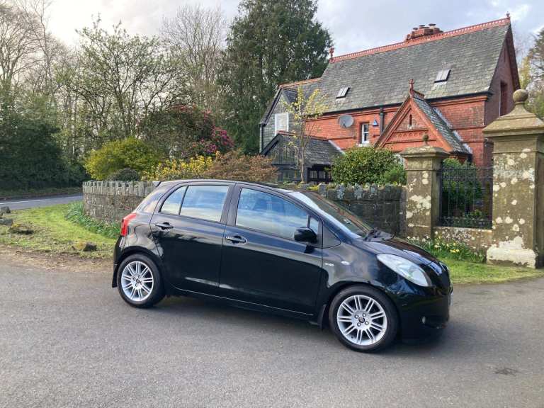 2008 Toyota Yaris diesel 1.4 sr 5 door hatchback