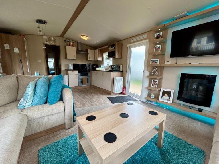 Stunning static caravan - Own by repaying per month! Useable 11.5 months per year 
