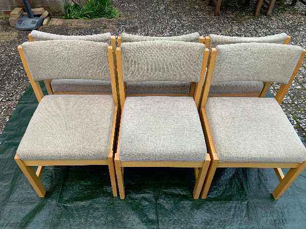X 4 VINTAGE 80s FOLDING CHAIRS ,OVERALL CONDITION IS GOOD/FUNCTIONAL ,FREE LOCAL DELIVERY AVAILABLE