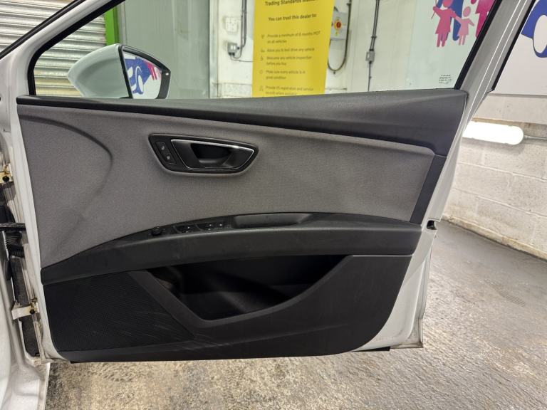 SEAT LEON 1.6 TDI SE Dynamic 2018