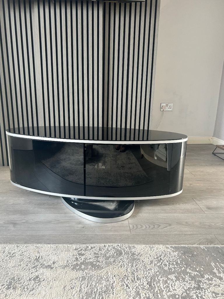 Modern Black Glass TV Unit / Media Stand – Good Condition