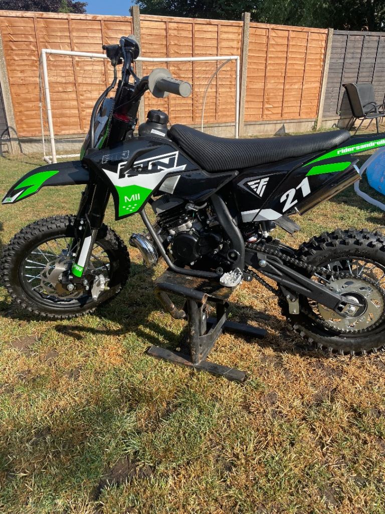 Kids FTN 50 dirt bike