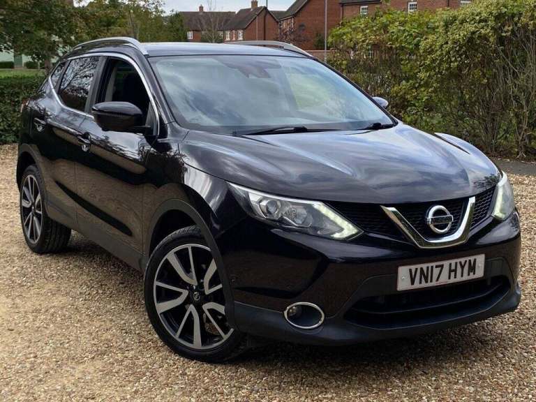 2017 Nissan Qashqai 1.6 dCi Tekna 5dr Xtronic HATCHBACK DIESEL Automatic