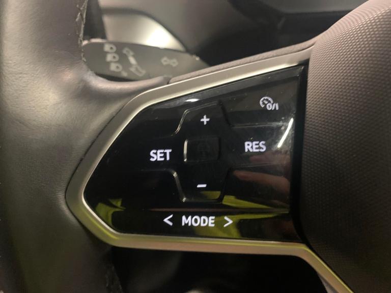 2023 Volkswagen ID.4 Pro 77kWh Style Edition SUV 5dr Electric Auto (174 ps) - ADAPT CRUISE - NAV ...