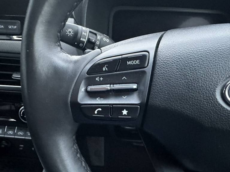 2022 Hyundai KONA 1.6 Gdi Hybrid Premium 5dr DCT Auto SUV HYBRID Automatic