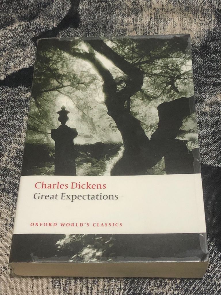 Great Expectations (Oxford World's Classics) by Charles Dickens 