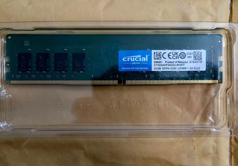 image for Crucial 32GB (1x32GB) PC4-25600 DDR4-3200 UDIMM RAM - CT32G4DFD832A