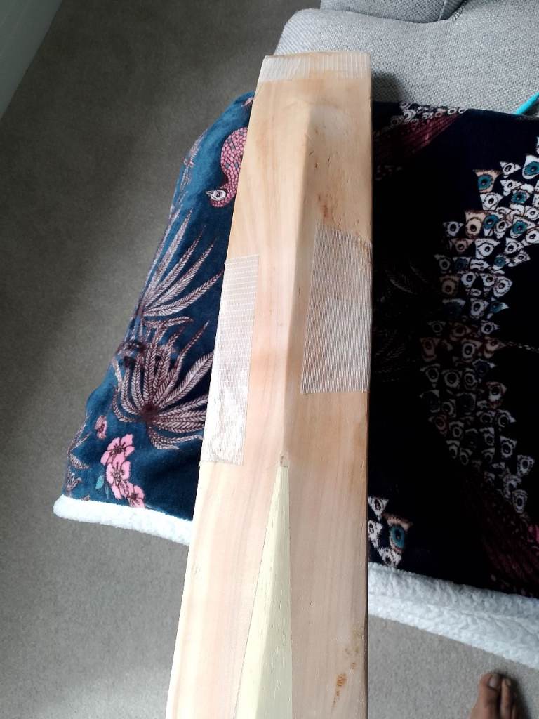 Grade 2 English willow cricket bat from local provider of uk