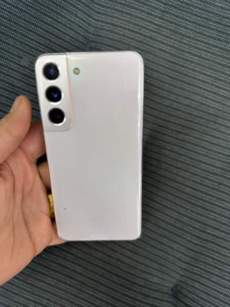 SAMSUNG S21 BRAND NEW BOX ONE YEAR OFFICIAL WARRANTY 
