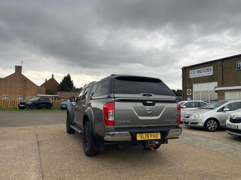 NISSAN NAVARA 2.3 dCi Off-Roader AT32 2019