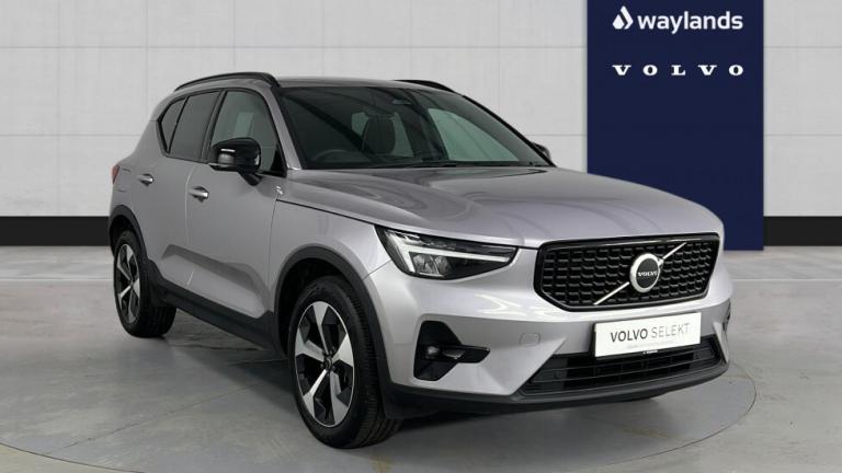 2025 Volvo XC40 2.0 B3P Plus Dark 5dr Auto ESTATE PETROL Automatic