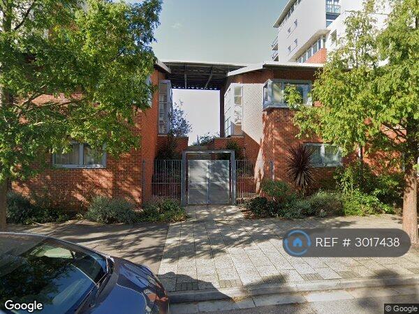 1 bedroom flat in Erebus Drive, London, SE28 (1 bed) (#3017438)