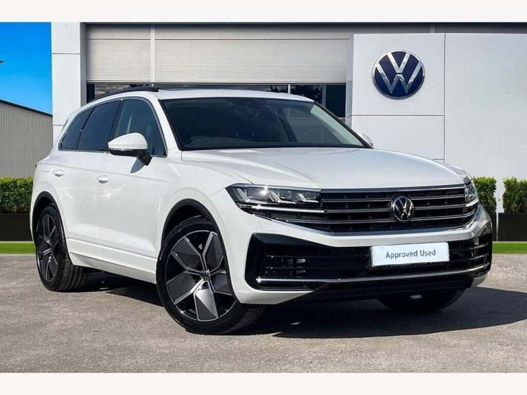 2025 Volkswagen Touareg 3.0 TSI eHybrid 4Motion Elegance Ã¢Â­ÂVAT qualifying carÃ¢Â­Â SUV PETRO...