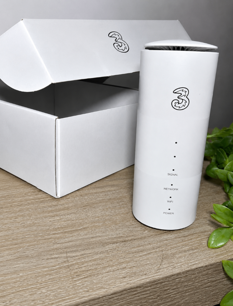 ZTE MC888A 5G WiFi 6 Router - Like New