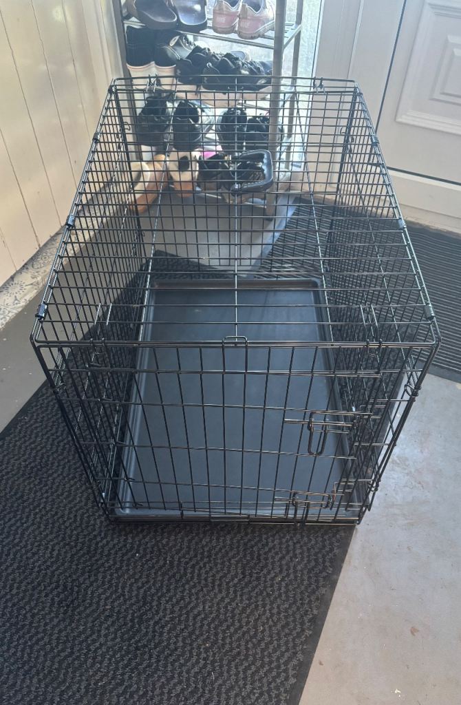 Dog crate 
