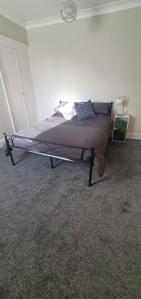Newly decorated double room best location in Great Yarmouth 