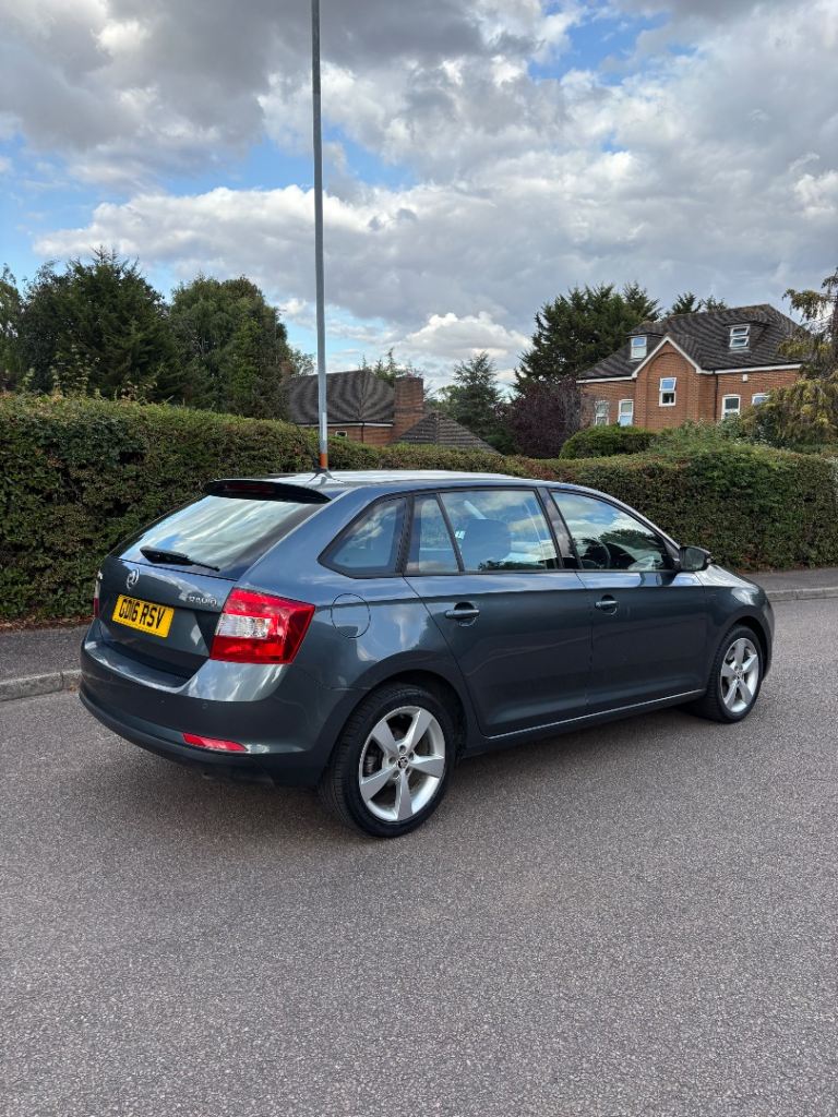 Skoda, RAPID SPACEBACK, Hatchback, 2016, Manual, 1596 (cc), 5 doors