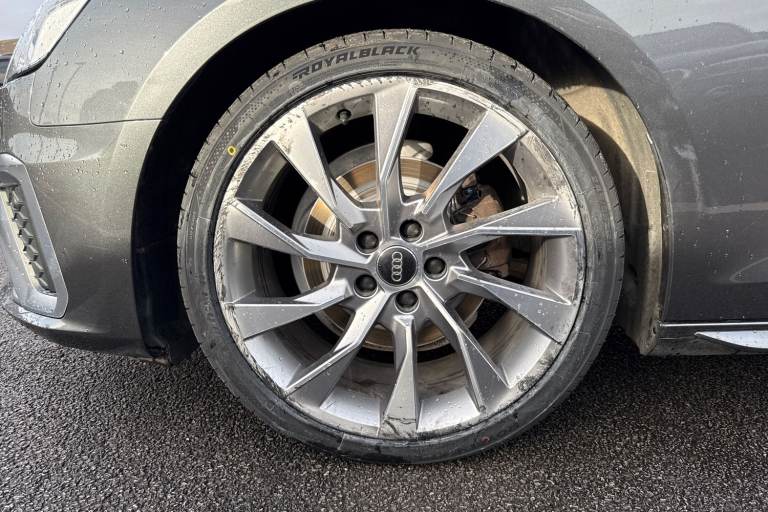 2020 Audi A4 2.0 TFSI 35 S line S Tronic Euro 6 (s/s) 4dr Saloon PETROL Automatic