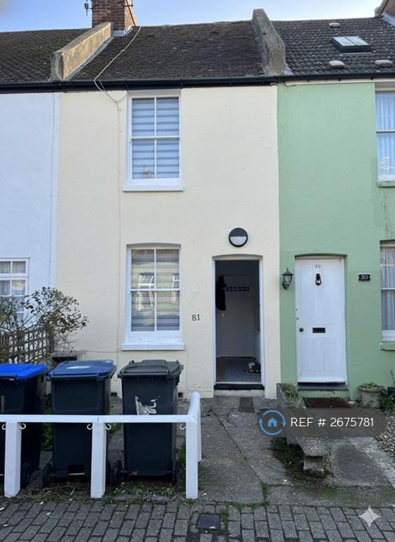 4 bedroom house in Black Griffin Lane, Canterbury, CT1 (4 bed) (#2675781)