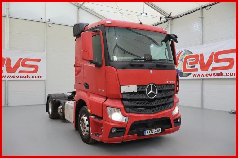 2017 (17 PLATE) Mercedes Benz Actros 2443 6x2 Euro 6 Tractor Units
