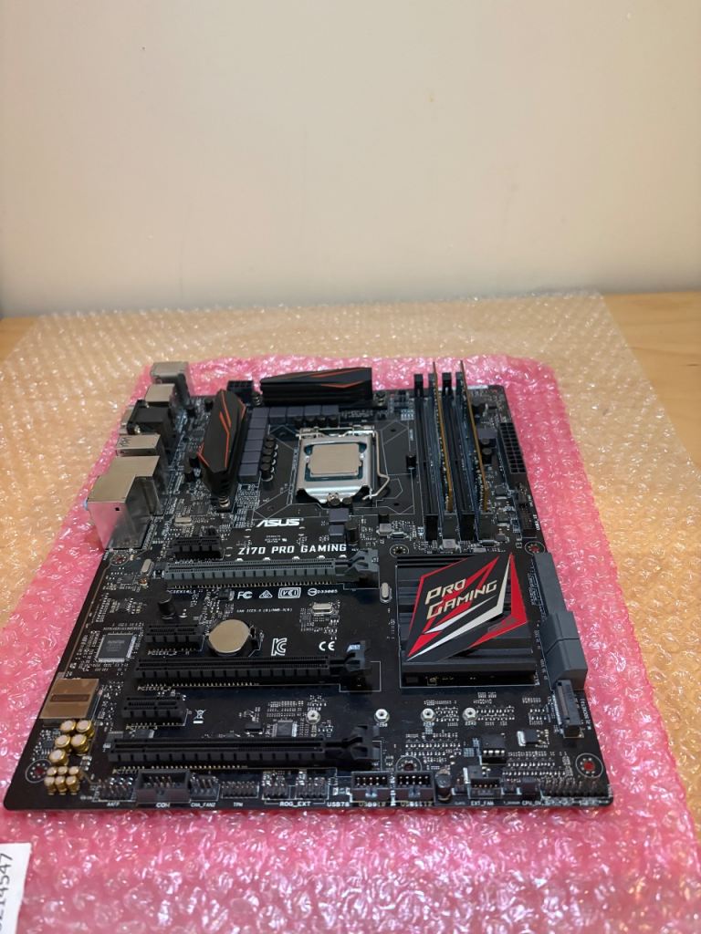 Z170 Peo Gaming Motherboard with an i7 6700k
