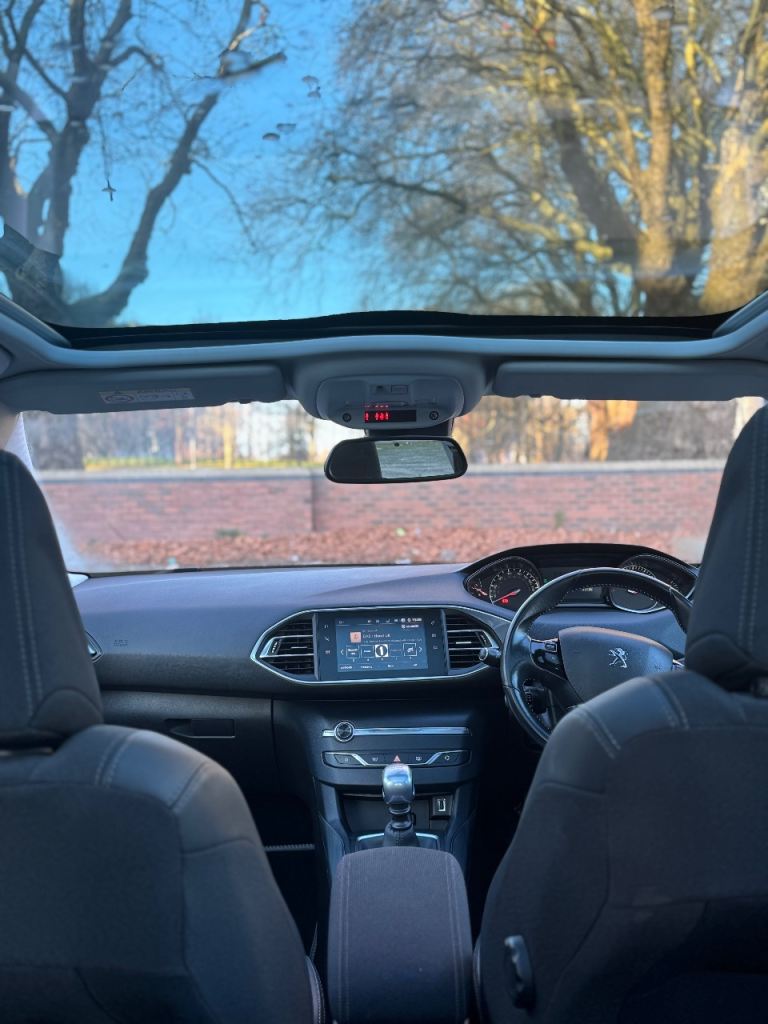 Peugeot, 308, Hatchback, 2018, Manual, 1199 (cc), 5 doors