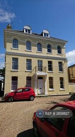 2 bedroom flat in Cleveland House, Weymouth, DT4 (2 bed) (#2858827)