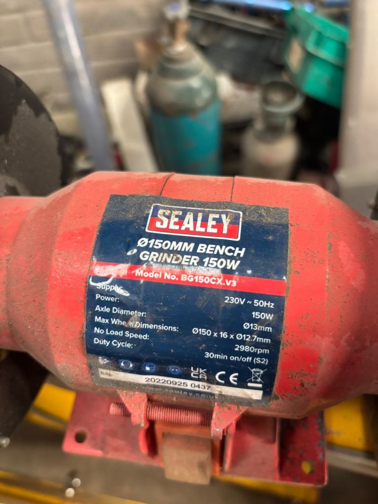 Sealey Ø150mm Bench Grinder 150W – Good Condition