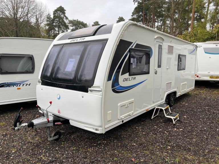 Lunar DELTA TS - 2018 - FIXED SINGLE BEDS - 4 BERTH