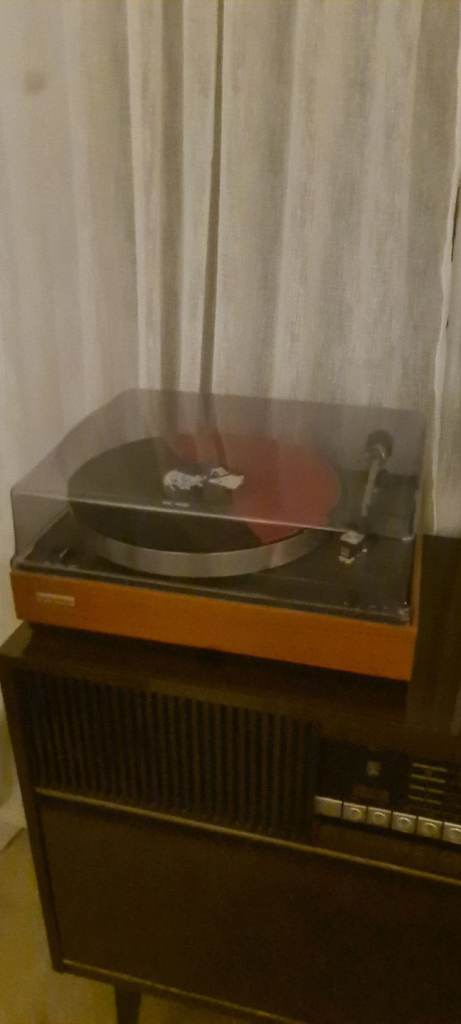 Leak Turntable