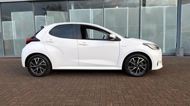 2021 Toyota Yaris 1.5 Hybrid Design 5dr CVT Hybrid Hatchback Hatchback Hybrid Automatic
