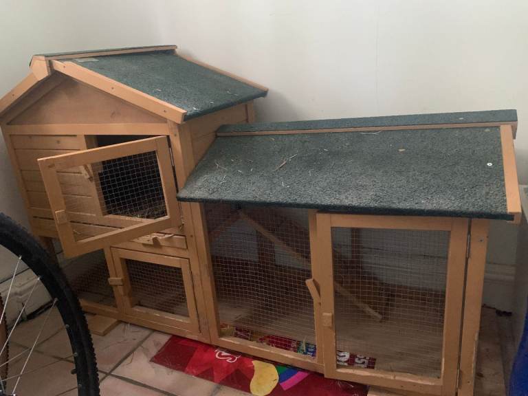 Rabbit hutch