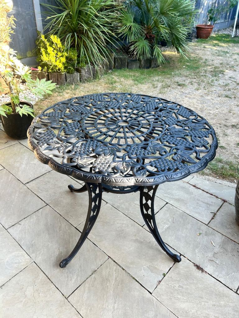 Black metal garden table 
